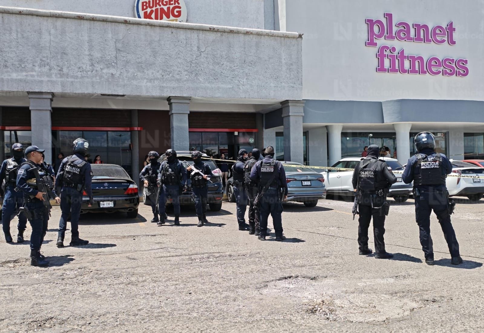 Ataque a balazos en plaza comercial del Soriana Zapata en Culiacán