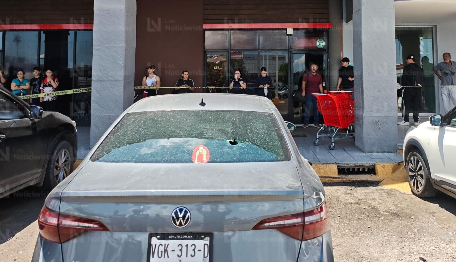 Ataque a balazos en plaza comercial del Soriana Zapata en Culiacán