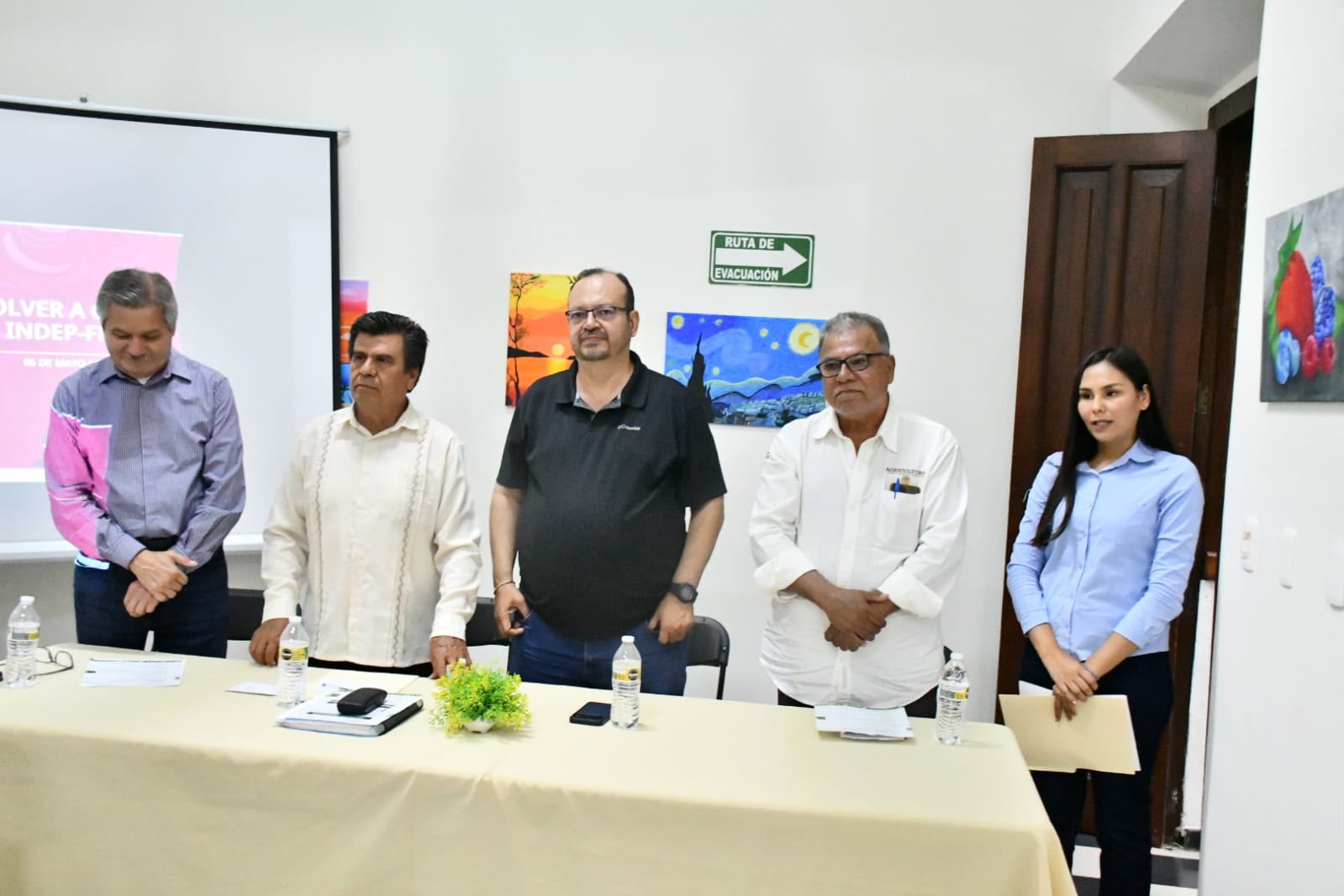 Benefician a productores de Mocorito con el programa "Volver a Crecer"
