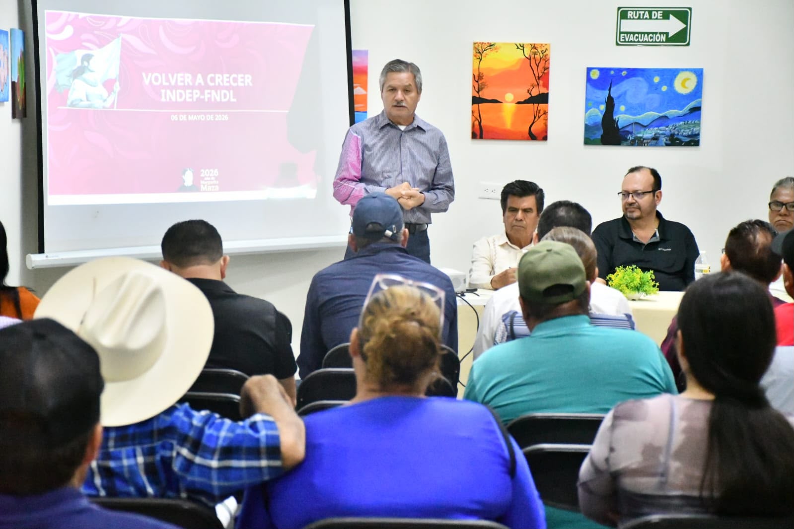 Benefician a productores de Mocorito con el programa "Volver a Crecer"