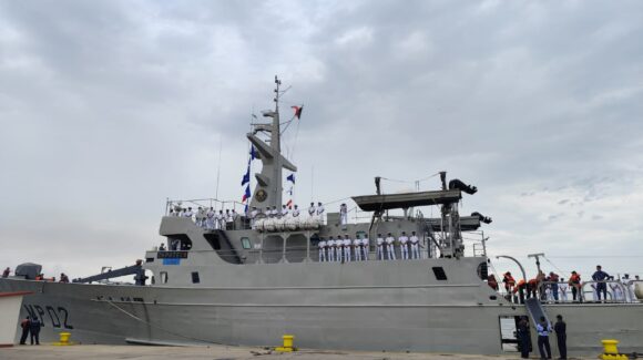 El buque ARM ‘Zapoteco’ atraca en Mazatlán, Sinaloa con 66 cadetes navales a bordo para fortalecer su formación profesional