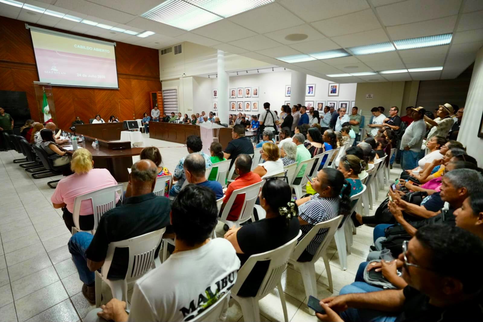 Cabildo Abierto en Mazatlán