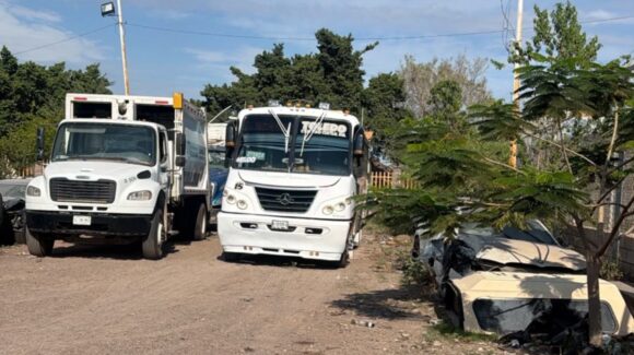 Captan a camionero del Toledo 15 ‘saltando’ tráfico en el Eje Federalismo de Culiacán; ya está en el corralón y habrá sanción al chofer: Vialidad