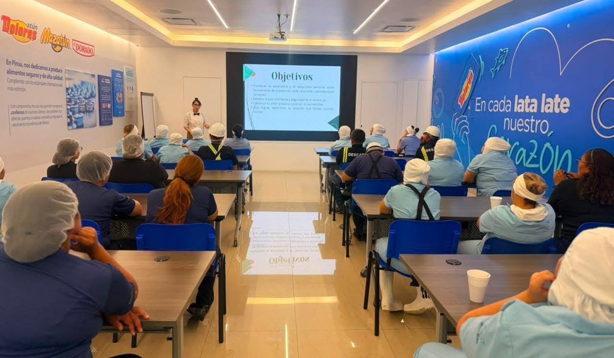Capacitación de Immujer Mazatlán a organismos, dependencias y empresas