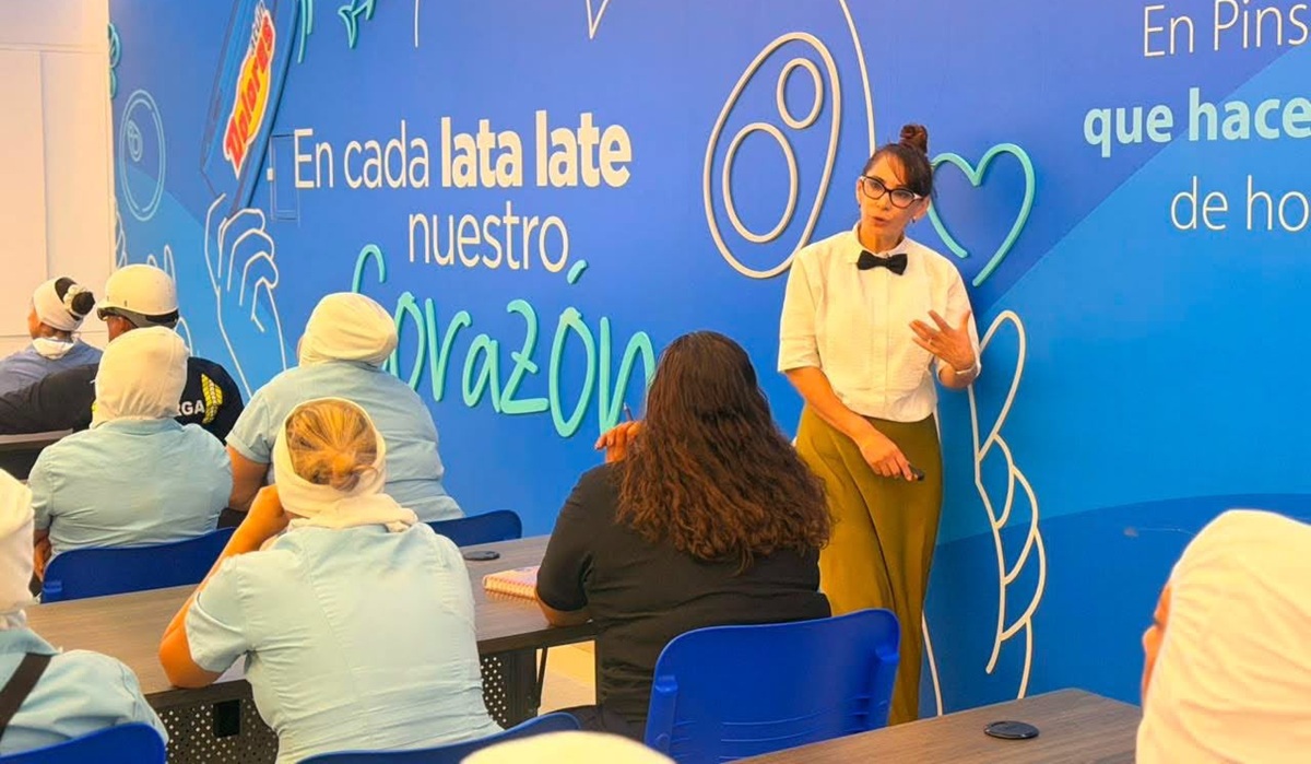 Capacitación de Immujer Mazatlán a organismos, dependencias y empresas
