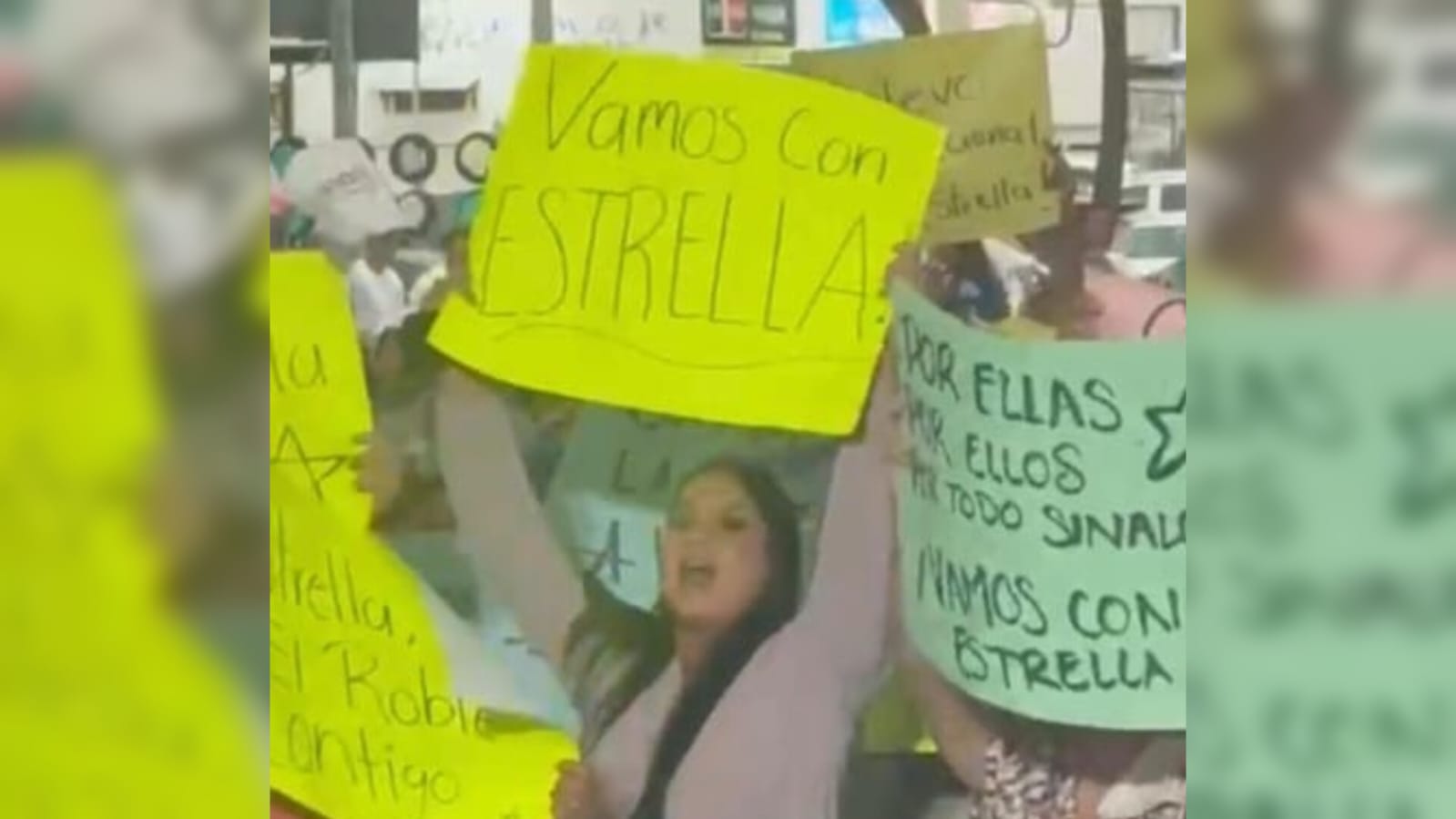 Captan a síndica procuradora de Mazatlán en evento político de Estrella Palacios