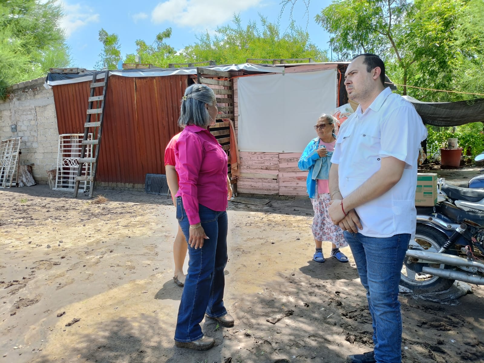 Casas inundadas tras lluvias en Salvador Alvarado
