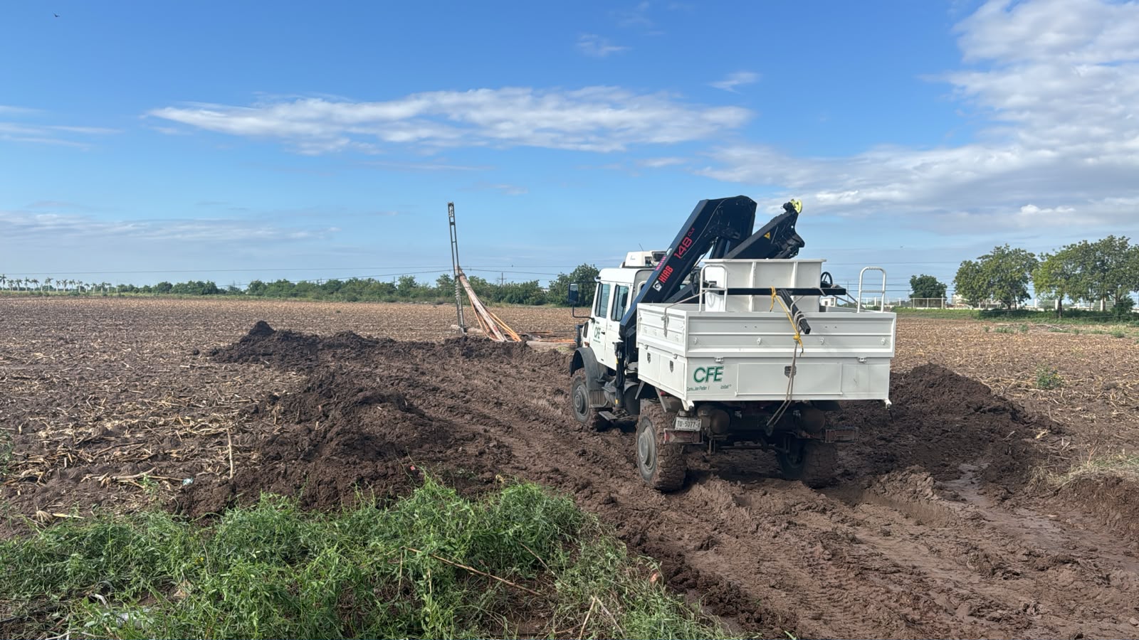 CFE restaura servicio de energía eléctrica en Culiacán, Navolato y Eldorado