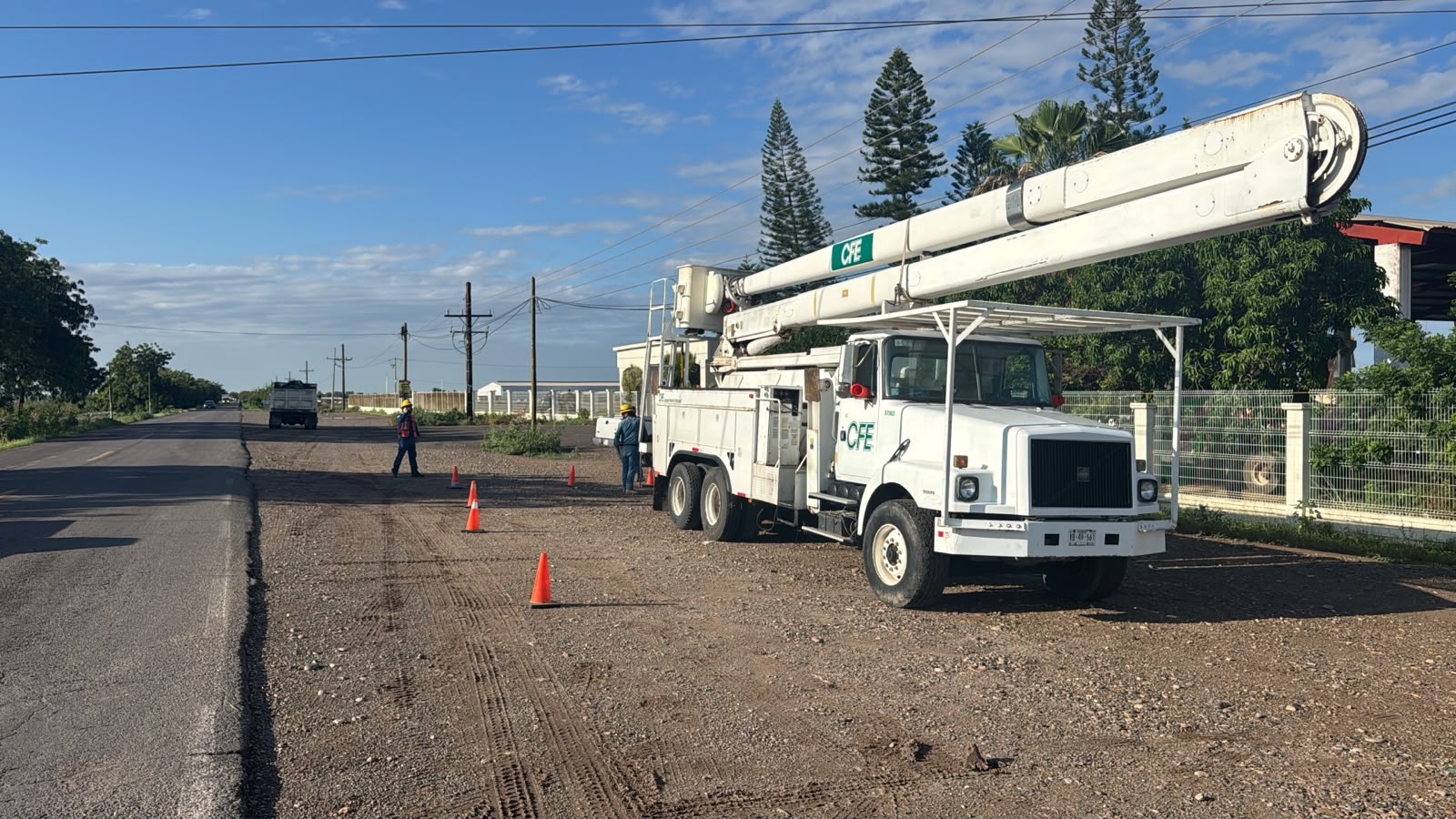 CFE restaura servicio de energía eléctrica en Culiacán, Navolato y Eldorado