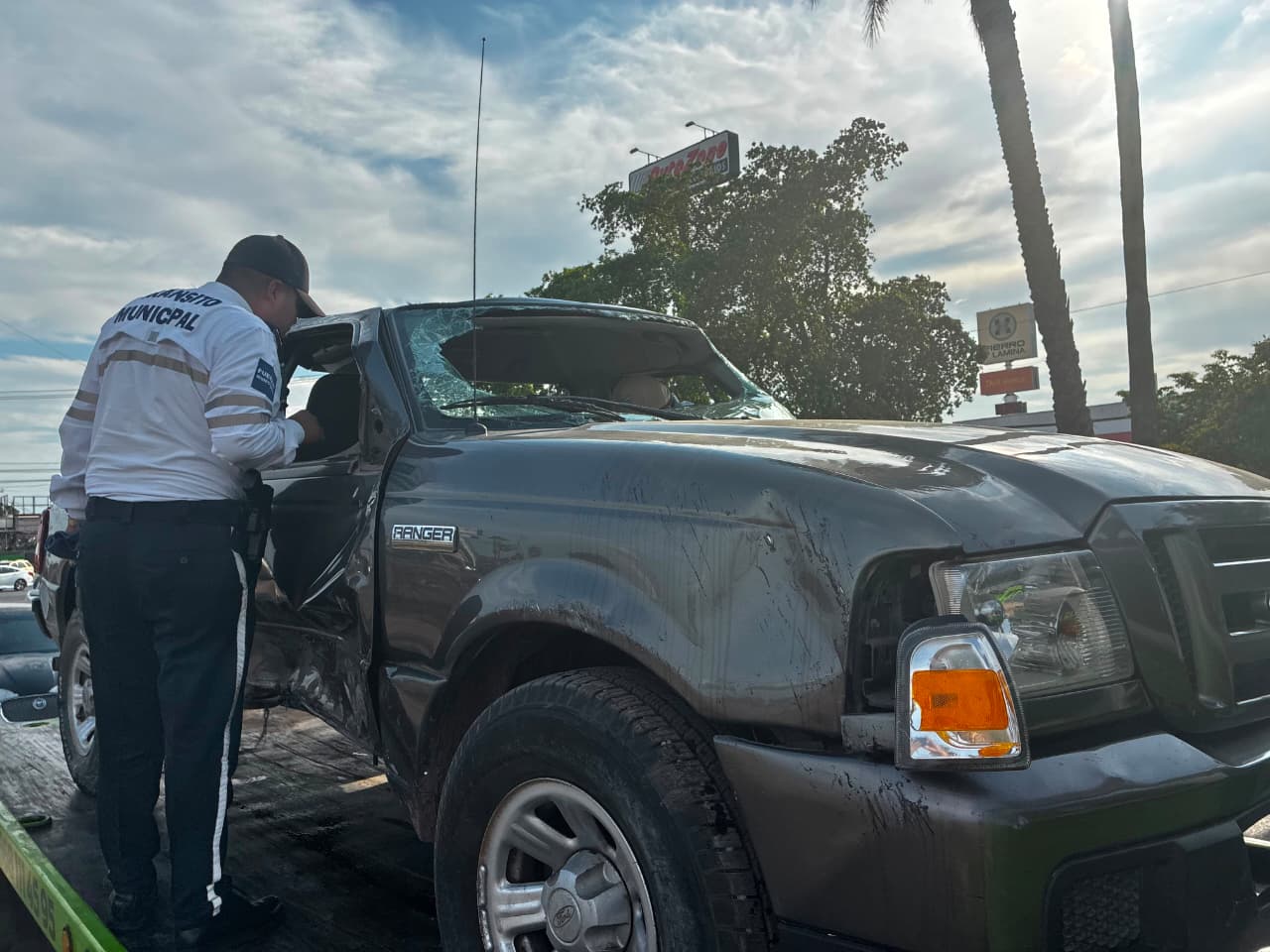 Choque con volcadura en Los Mochis, Sinaloa
