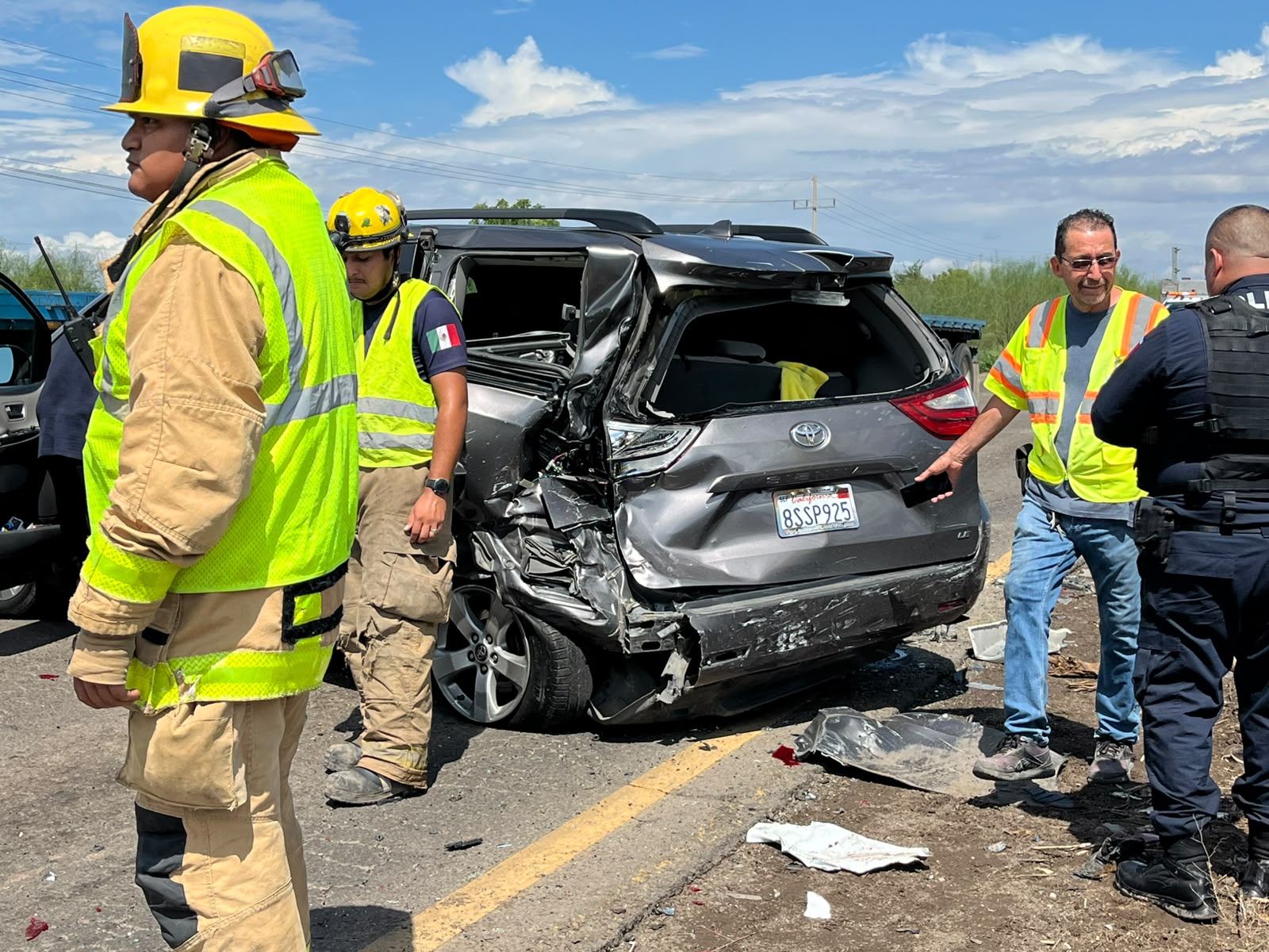 Choque múltiple en la México 15, en Guasave