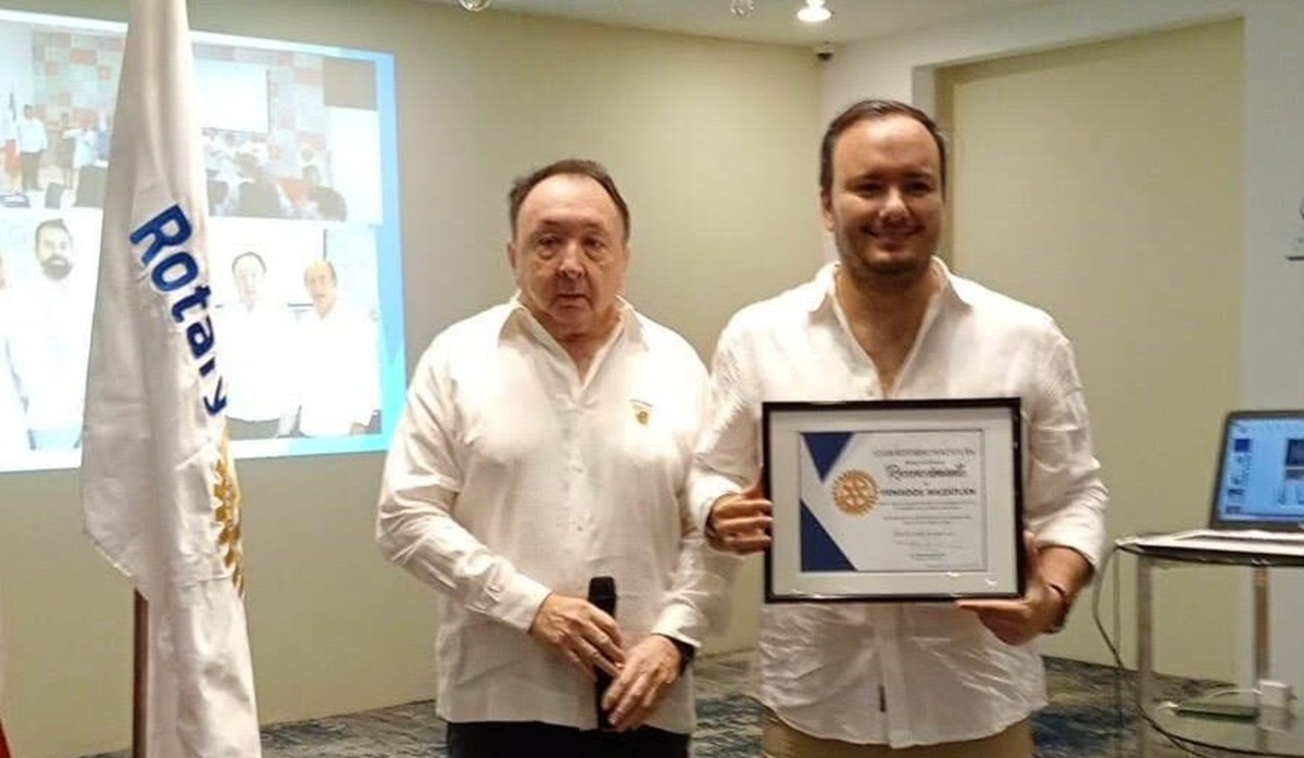 Club Rotario Mazatlán reconoce a Club Venados