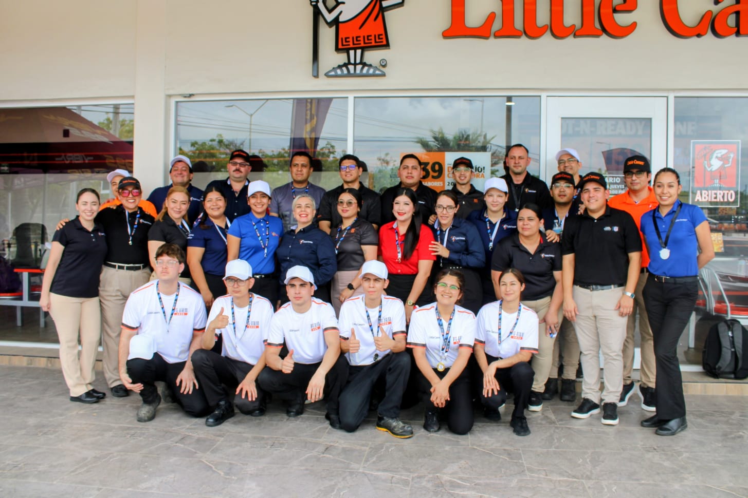 Competencia Pie Athlon de Little Caesars en Mazatlán
