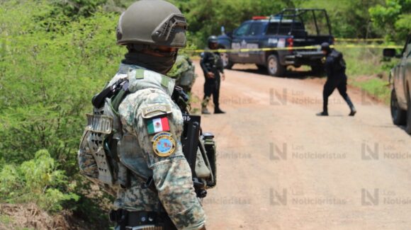 Localizan cuerpo sin vida en camino de terracería rumbo a la comunidad de El Armadillo, al norte de Mazatlán, Sinaloa