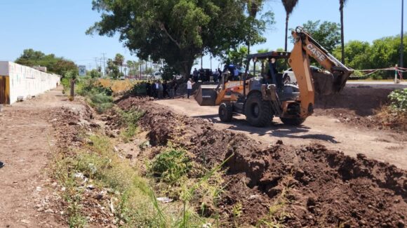Vecinos respaldan continuidad del desazolve del dren Rosales en Los Mochis, Sinaloa; ven resolución judicial como un paso para evitar inundaciones