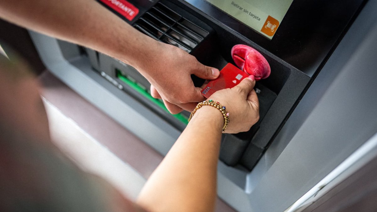 detectan a desplazadores de tarjetas en cajeros automaticos de sinaloa