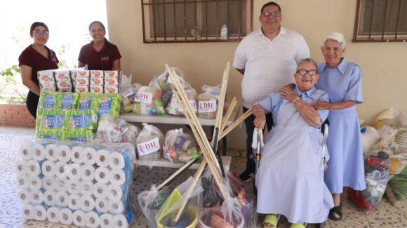 ‘Abraza’ DIF Mazatlán, Sinaloa a la Ciudad de los Niños con apoyos para 21 menores resguardados