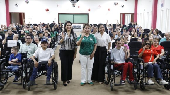 Entrega DIF Sinaloa 70 sillas de ruedas para beneficiarios de seis municipios