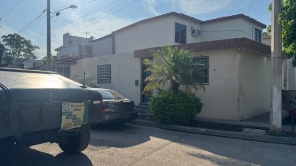 Balean vivienda de la familia Millán, de ADiscusión; el diario informativo denuncia la agresión y pide investigación seria