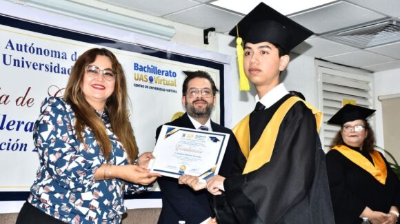 Egresan 39 estudiantes de México y el extranjero del Bachillerato Virtual de la UAS