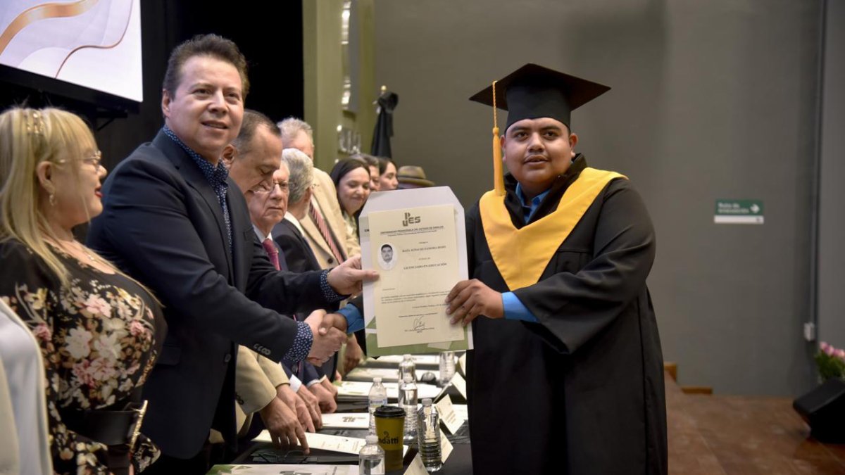 egresan de la upes ahome nuevas maestras y maestros joven