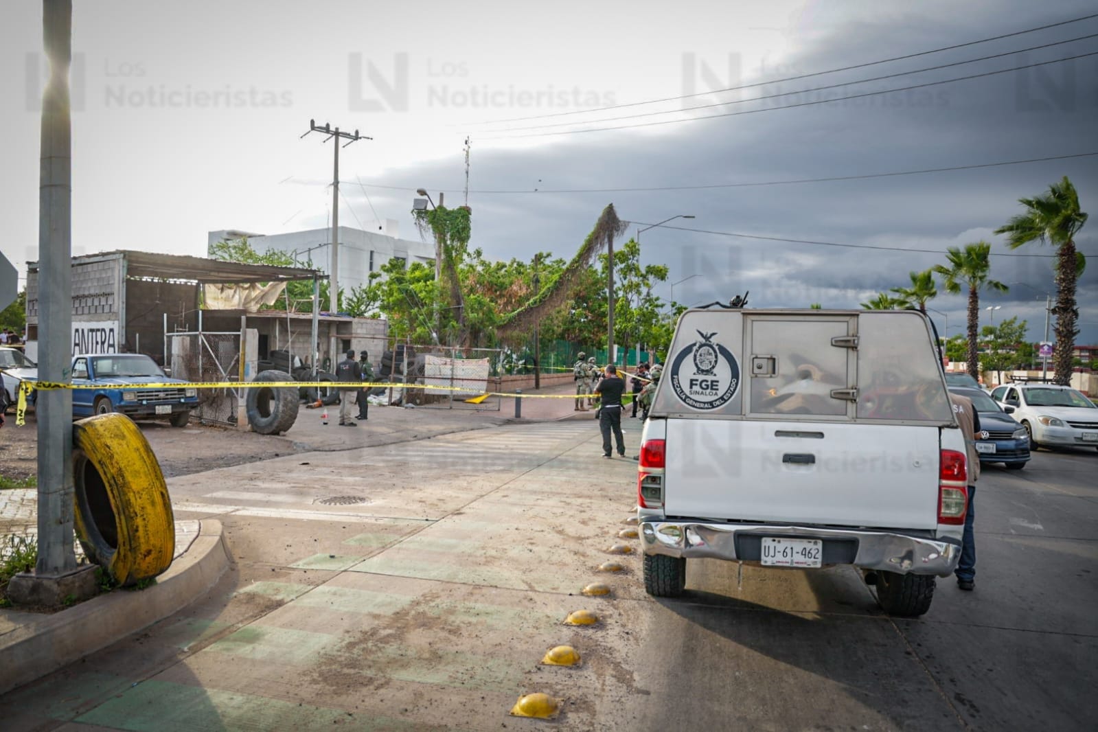 Ejecutan a dos hombres en una llantera del sector Villas del Río, Culiacán