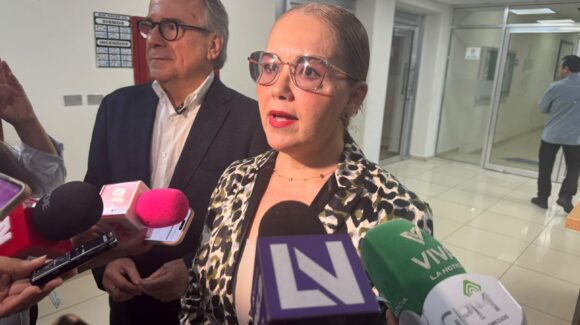“Es un beneficio que yo tengo”: diputada Ely Montoya conserva sus escoltas; seguridad es extensiva a su familia