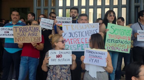 “El calor es asfixiante”: Empleados del Poder Judicial en Culiacán, Sinaloa exigen condiciones dignas de trabajo