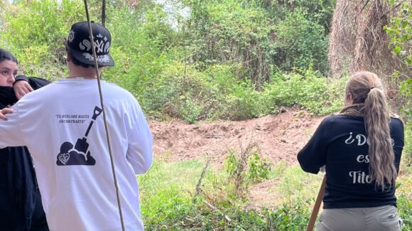 Encuentran de nuevo restos de personas en fosa clandestina en Cubiri de Pórtelas, Sinaloa