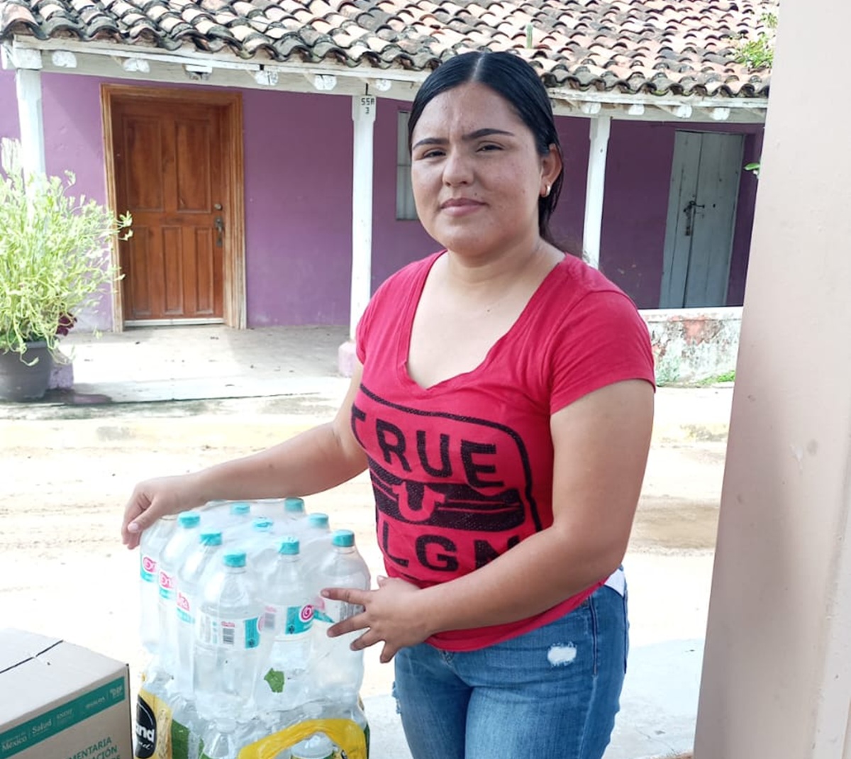 Entregan apoyos a población vulnerable en la zona rural de Mazatlán