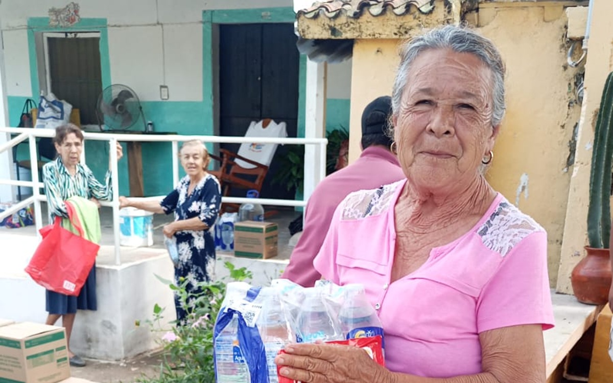 Entregan apoyos a población vulnerable en la zona rural de Mazatlán