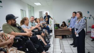 entrega de silla de ruedas de dif culiacan adulto