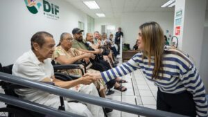 entrega de silla de ruedas de dif culiacan adultos