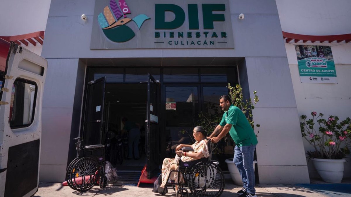 entrega de silla de ruedas de dif culiacan lugar
