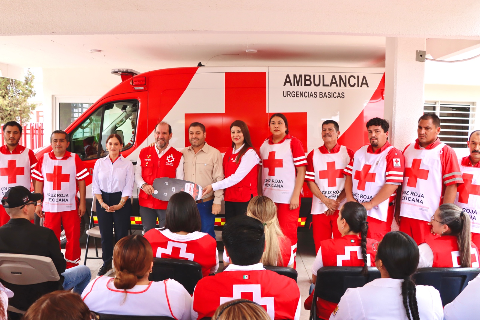 Entregan ambulancia a Cruz Roja Delegación Badiraguato