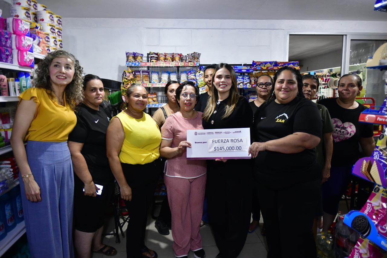 Ayuntamiento entrega apoyos del Programa Mujeres Emprendedoras por el Bienestar
