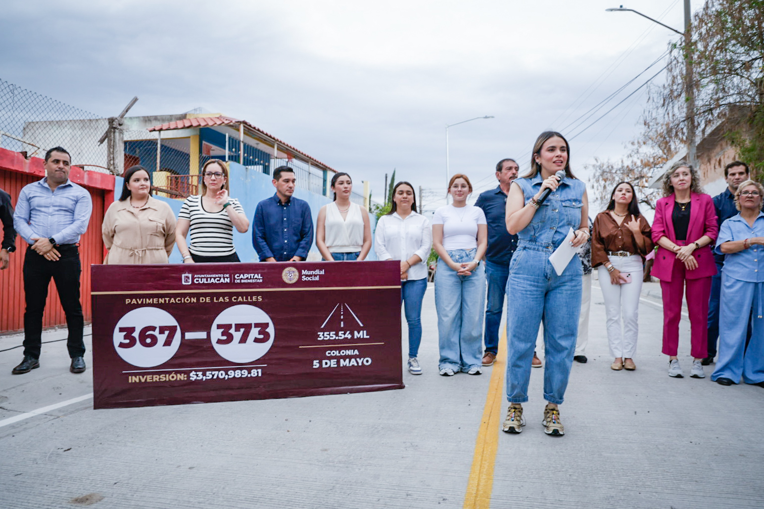 Entregan calles pavimentadas en la Col. 5 de Mayo, en Culiacán