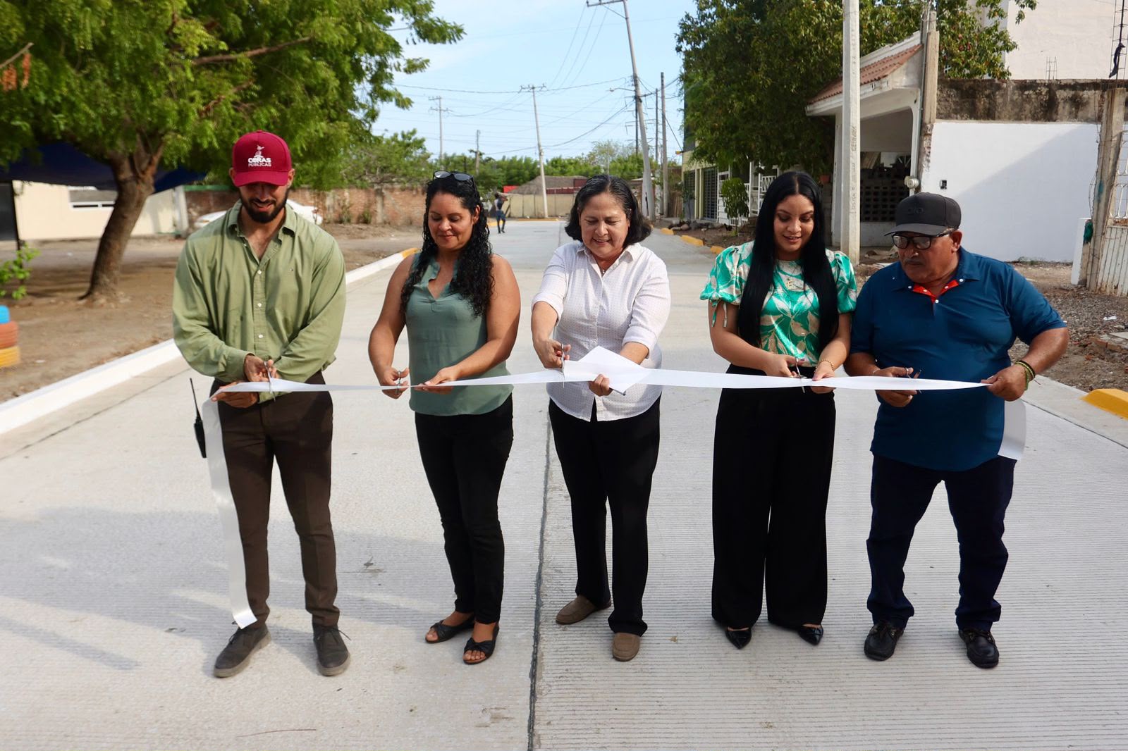 Entregan pavimentación en colonias Jaripillo y Libertad de Expresión, en Mazatlán