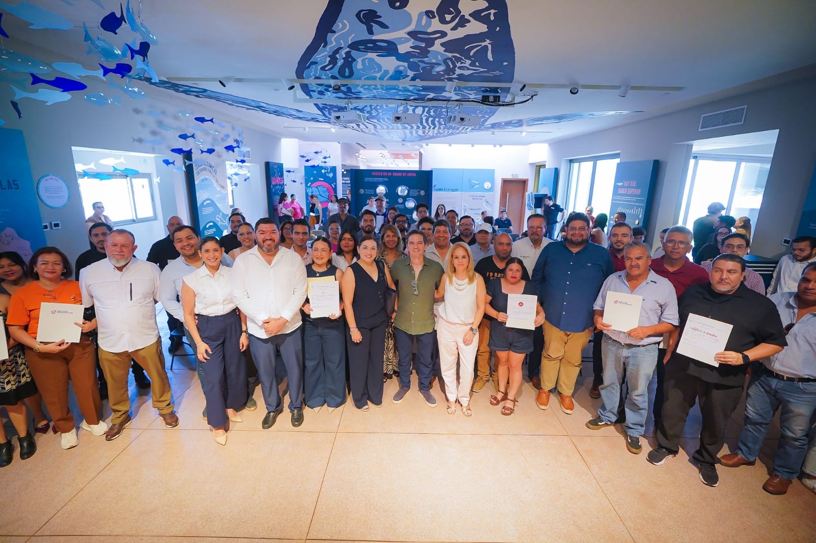 Entregan registros de marca a emprendedores de Mazatlán