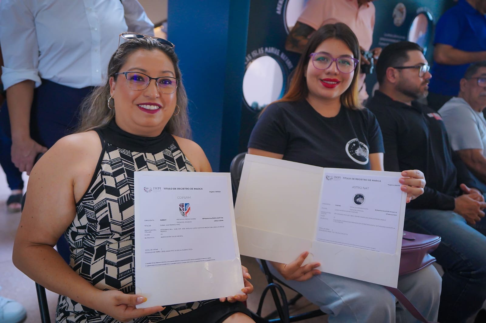 Entregan registros de marca a emprendedores de Mazatlán