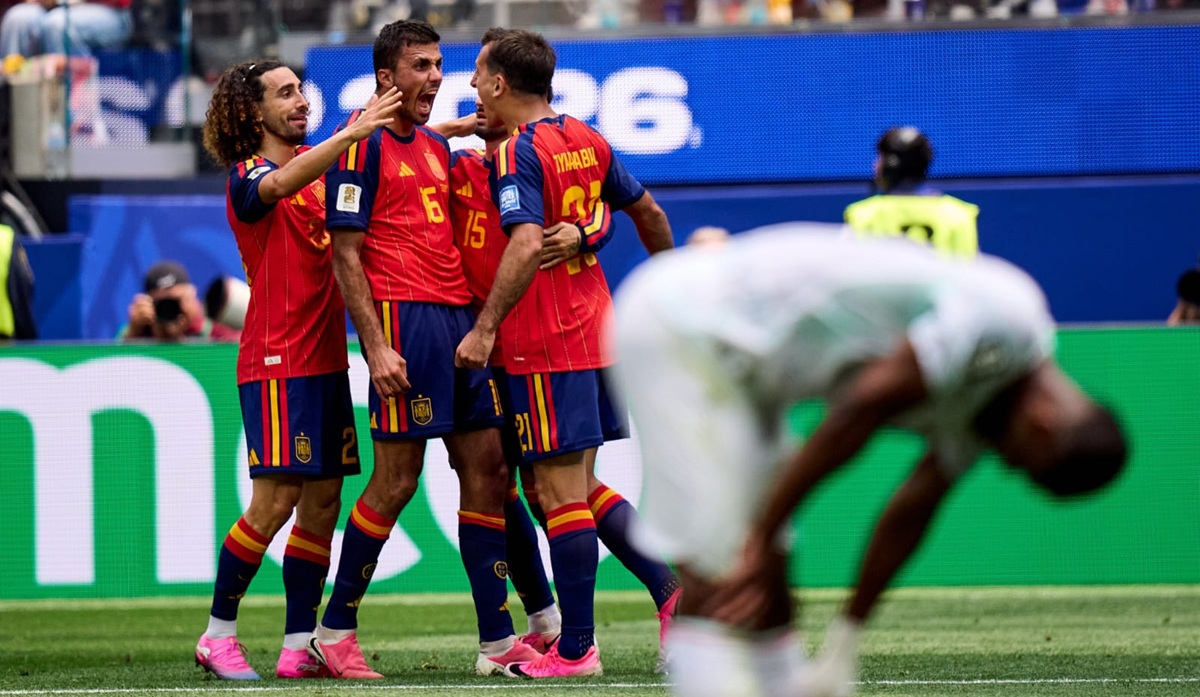 España derrota a Austria