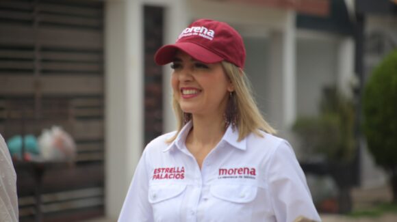 Estrella Palacios intensifica recorrido casa por casa en Culiacán, Sinaloa y llama a la juventud a defender la Transformación desde el territorio