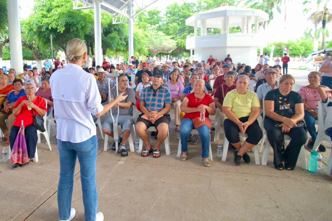 Estrella Palacios recorre Navolato