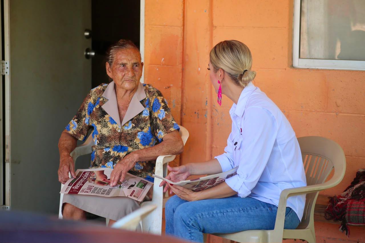 Estrella Palacios recorre El Fuerte y Choix