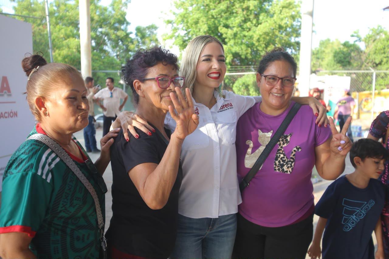 Estrella Palacios sostiene encuentro en Culiacán