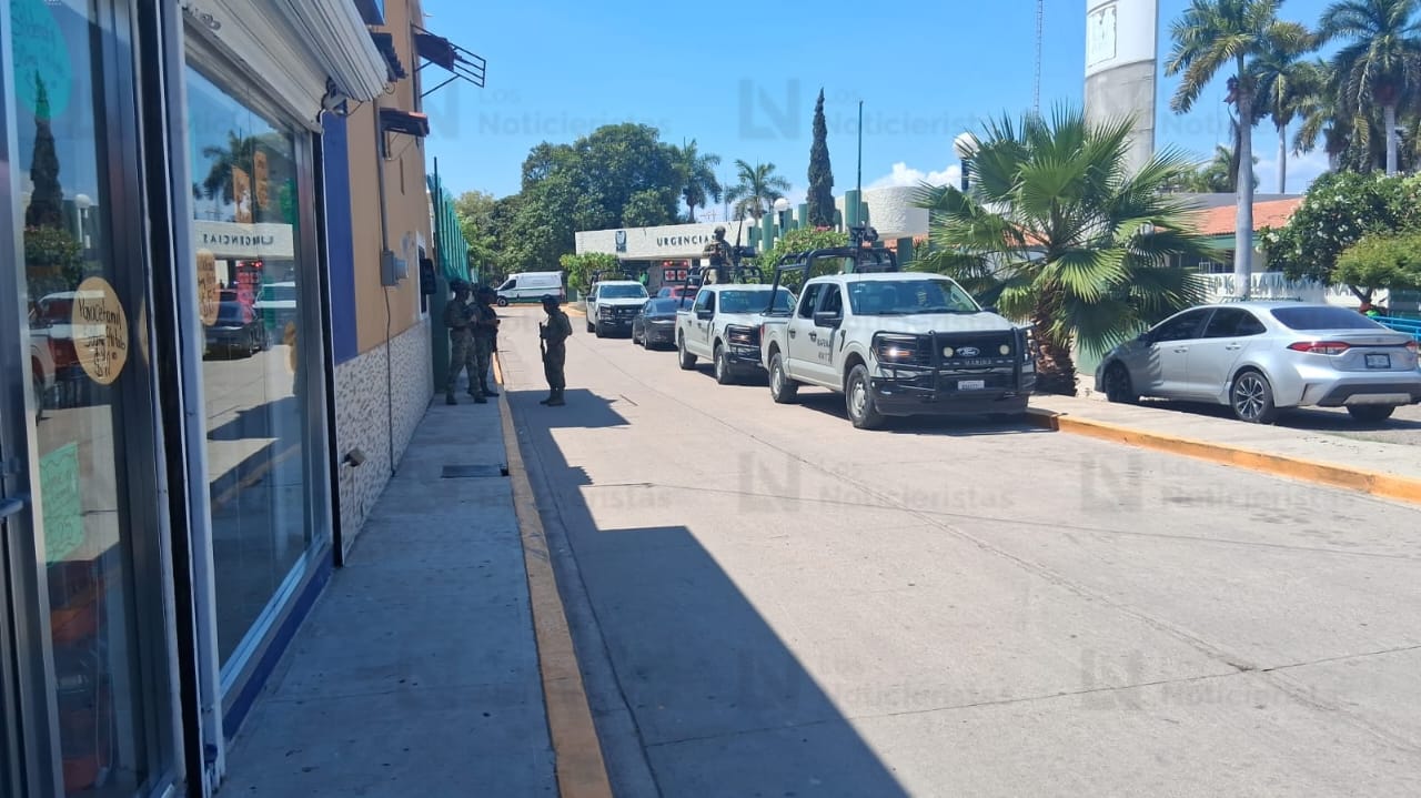 Resultan lesionados elementos de la Marina tras presunta explosión de mina terrestre en El Tecomate de Siqueros, Mazatlán,