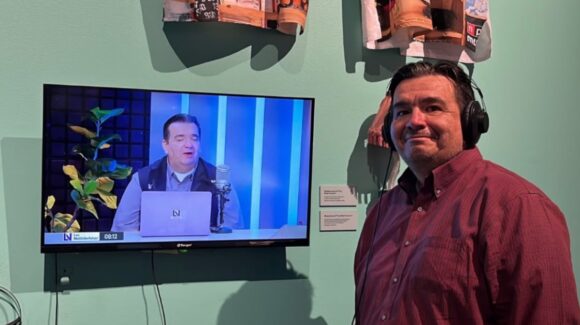 Milton Rojo y Los Noticieristas son parte de la exposición de 31 Minutos en Tijuana