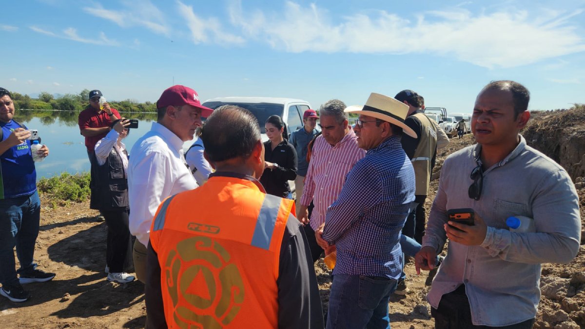 extraen 35 mil metros cubicos de sedimentos de la desembocadura del dren juarez alcalde