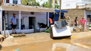 familias de ampliacion urias lo perdieron todo tras las inundaciones de mazatlan