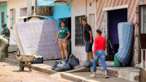 familias de ampliacion urias lo perdieron todo tras las inundaciones de mazatlan lugar